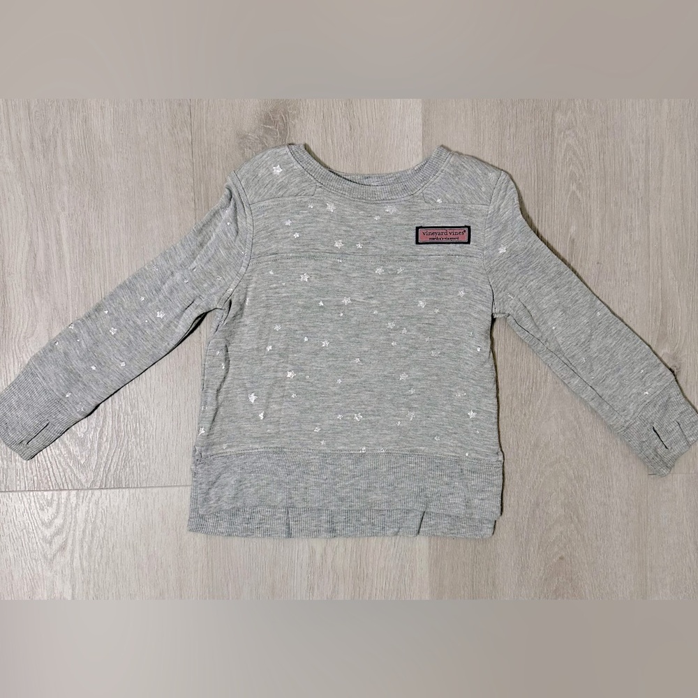 Vineyard vines, toddler sweatshirt in size 2T